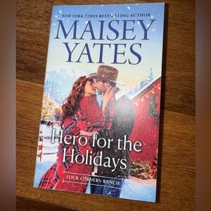 Hero for the Holidays, book by Maisey Yates